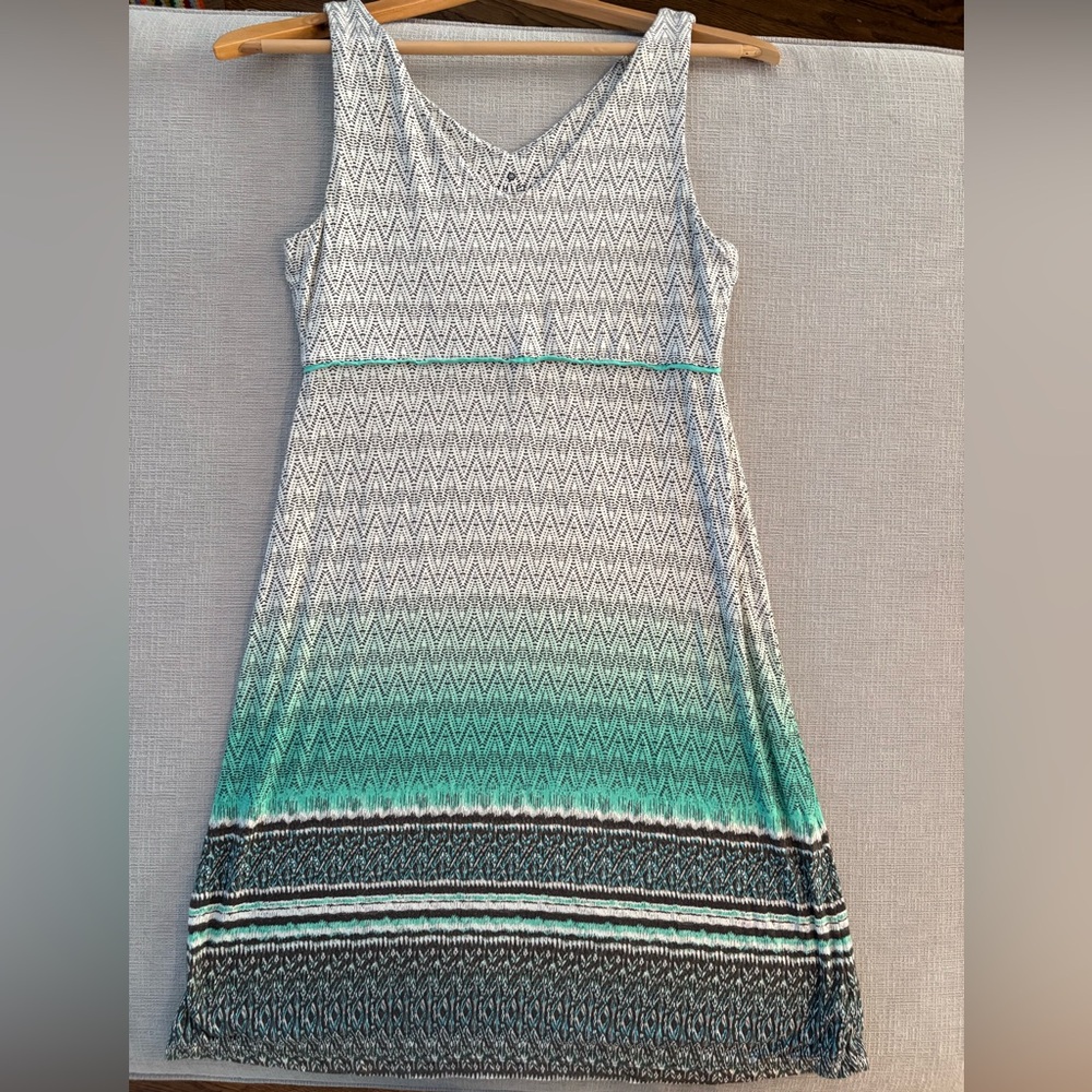 Athleta Chevron Mini Dress in Black, Gray, and Green